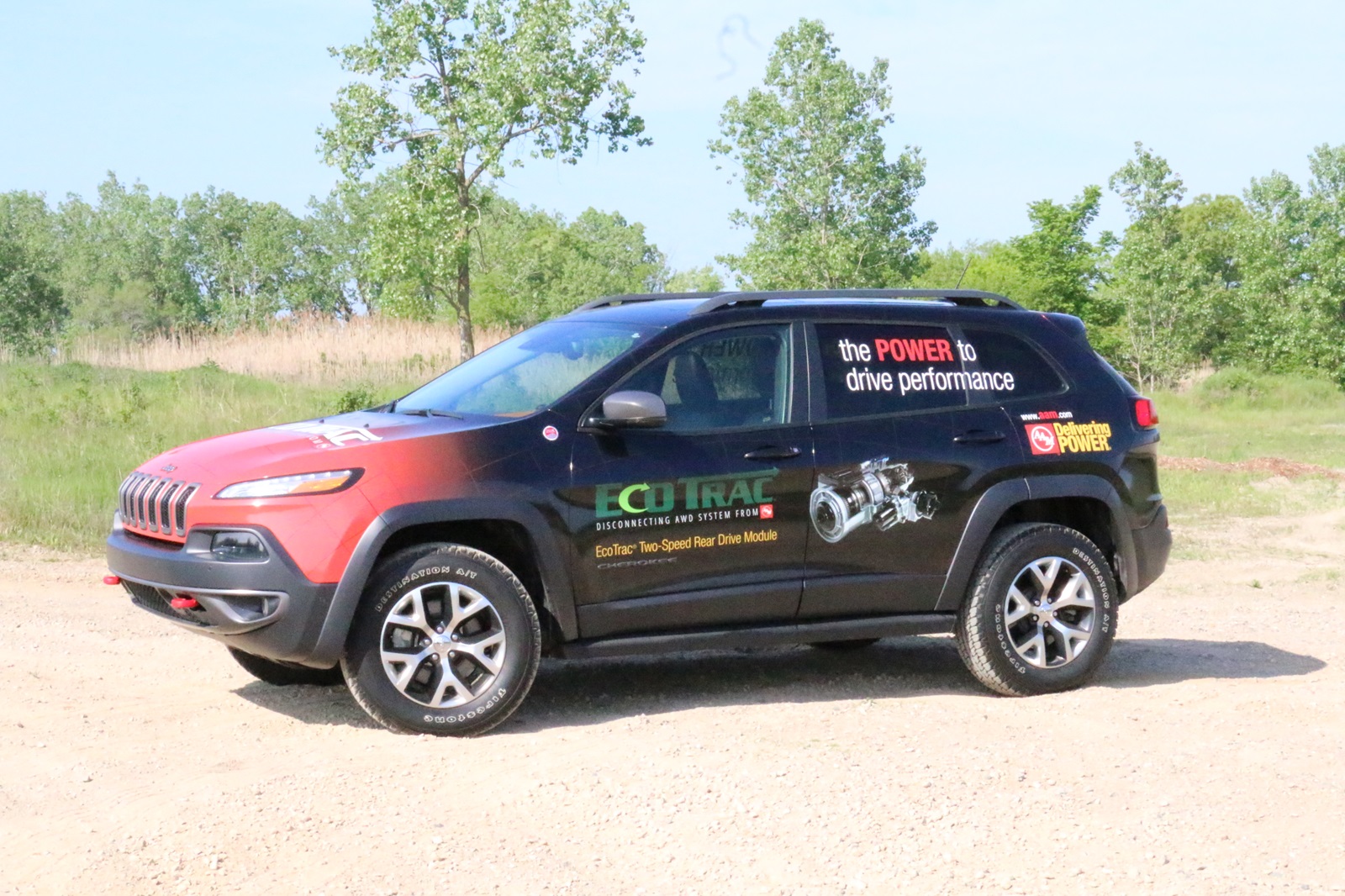 VehicleWrap-2016_JeepCherokee-EcoTrac-Driver2